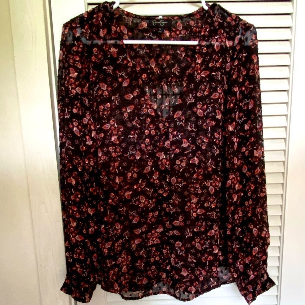 JessicaĀ simpson Swissā dot semi sheer blouse
